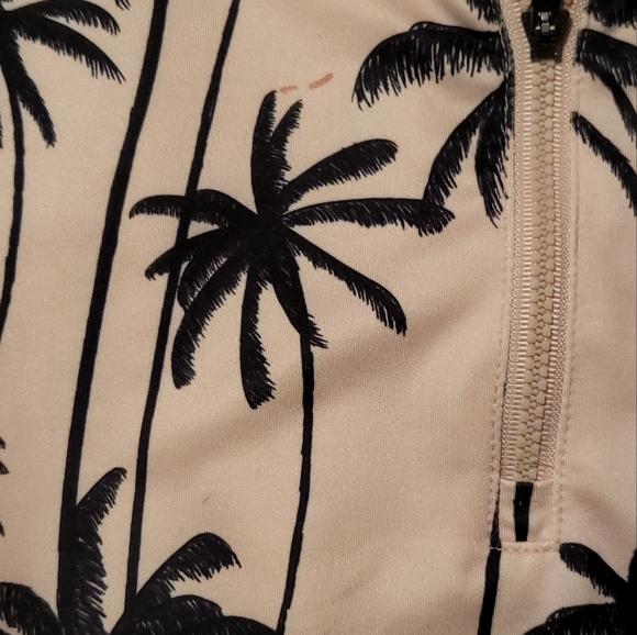 Women's golf polo large (12/14) - Picture 2 of 2